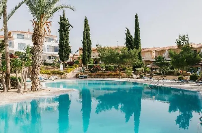 Lejlighed Regina Gardens - Spacious, 3 Bed, Ground Floor Unit With Large Patio