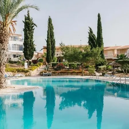 Apartman Regina Gardens - Spacious, 3 Bed, Ground Floor Unit With Large Patio