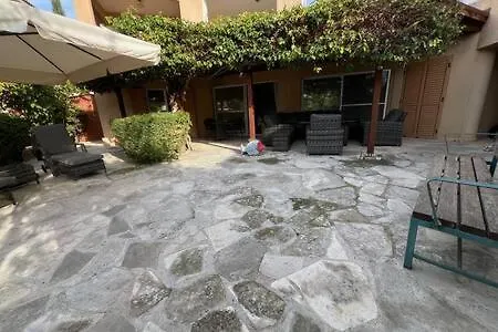 Regina Gardens - Spacious, 3 Bed, Ground Floor Unit With Large Patio 公寓 Paphos
