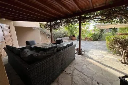 Regina Gardens - Spacious, 3 Bed, Ground Floor Unit With Large Patio بافوس